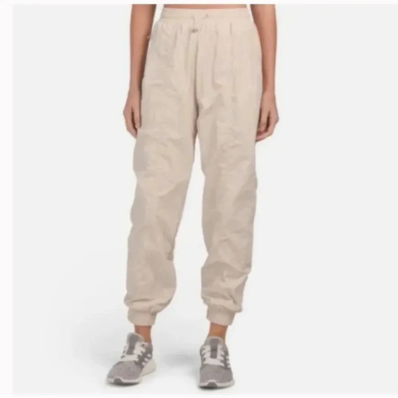 Wilo The Label Clay Parachute Pants Medium - Picture 2 of 5